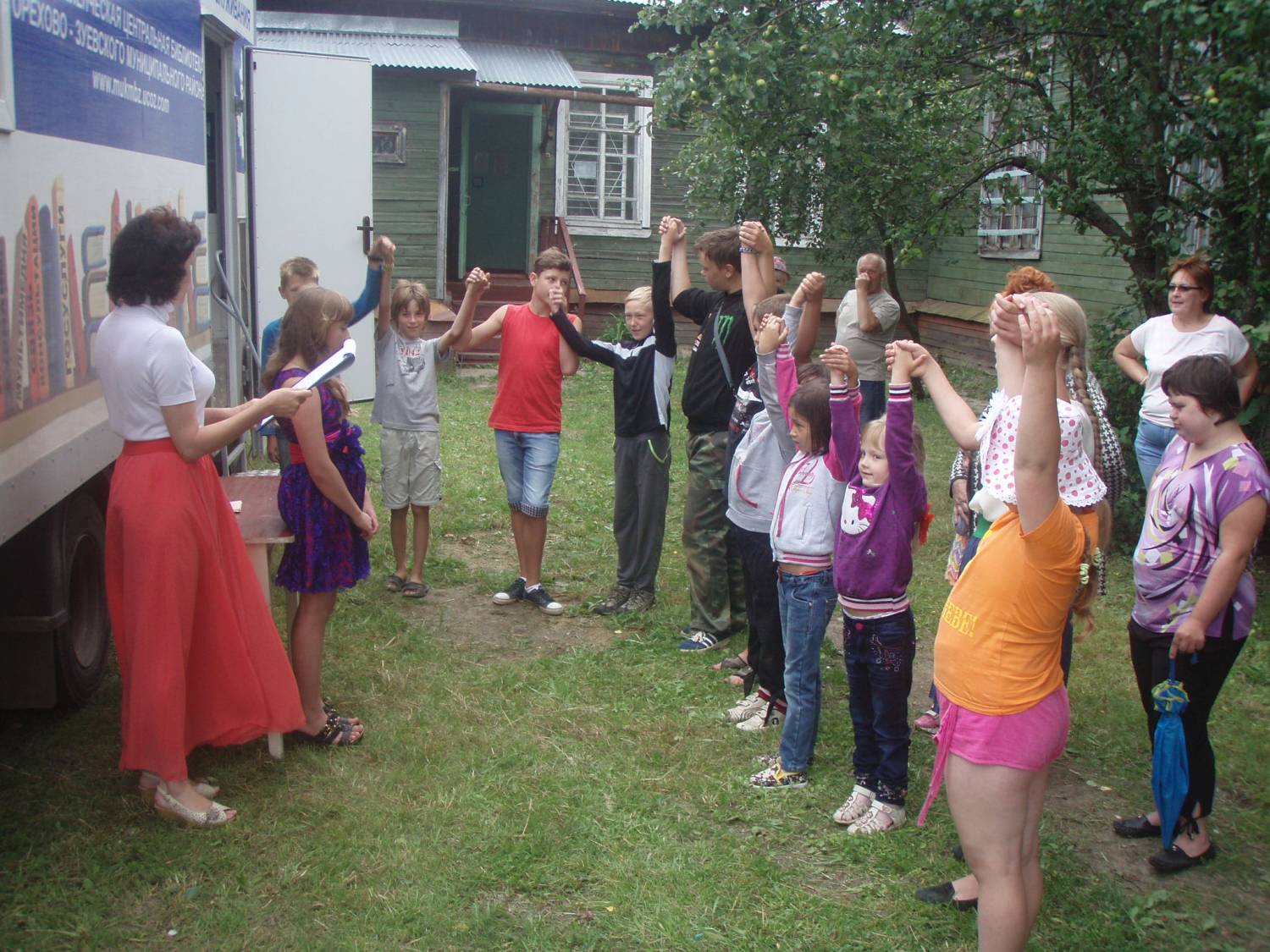 24 июля библиомобиль побывал в гостях у жителей д. Степановка